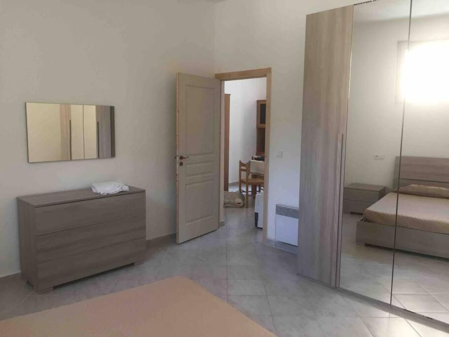Calme Et Tranquillite Et Un Soupir Villa Menton Exterior foto